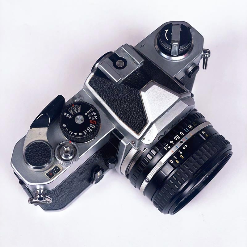Nikon FM & 28mm 2.8