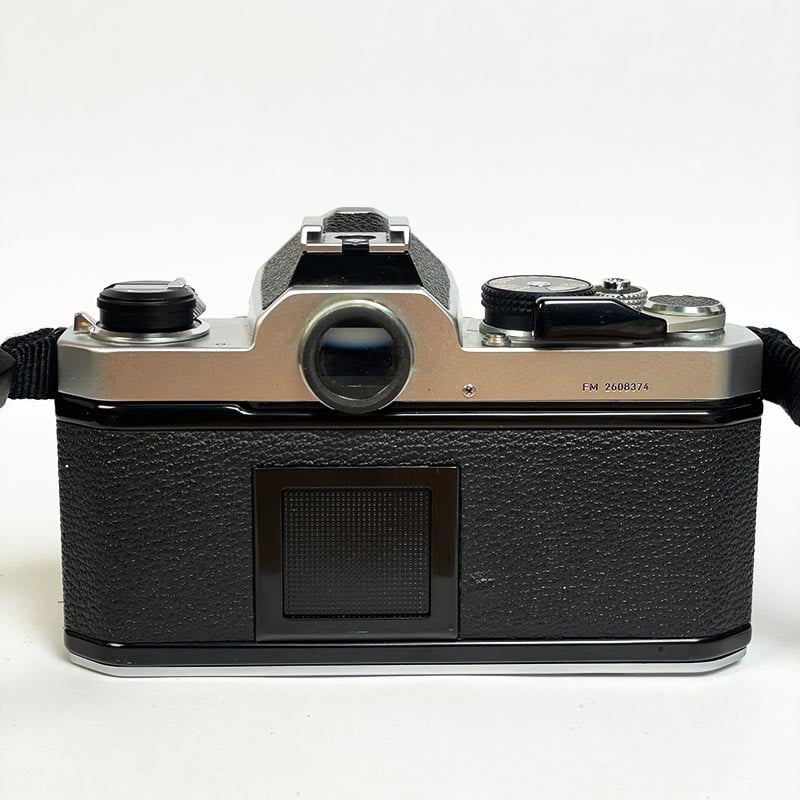 Nikon FM & 35mm 2.8