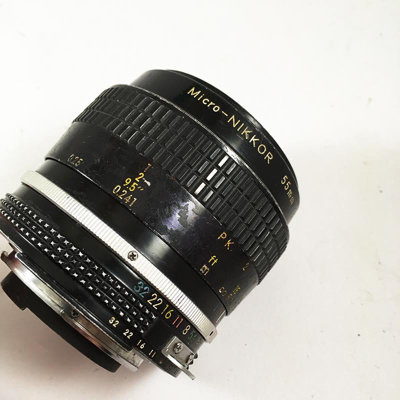 Nikon FM2 Noir & Micro-Nikkor 55mm 3.5