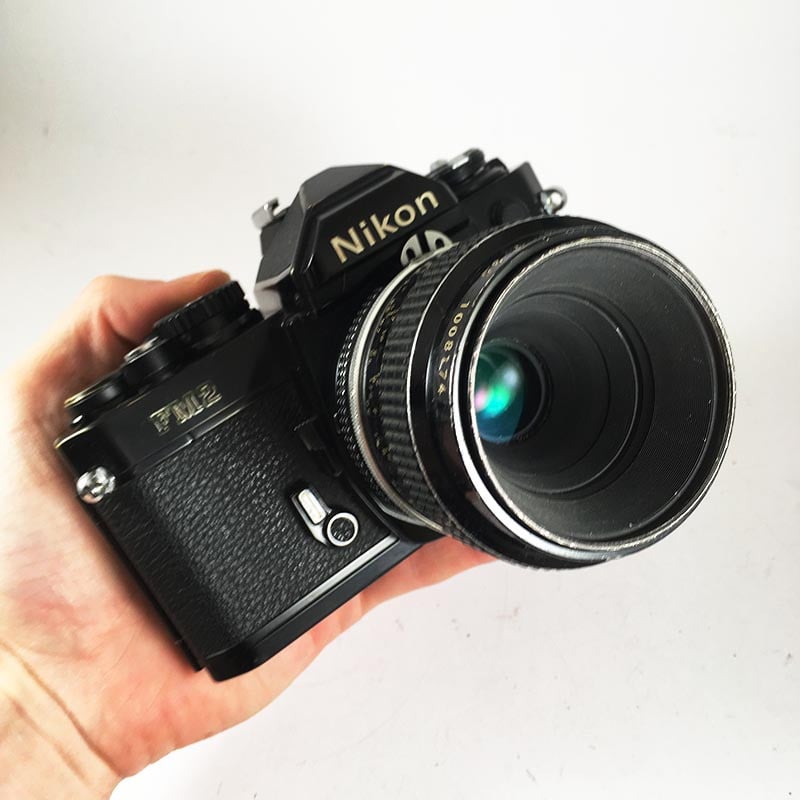 Nikon FM2 Noir & Micro-Nikkor 55mm 3.5