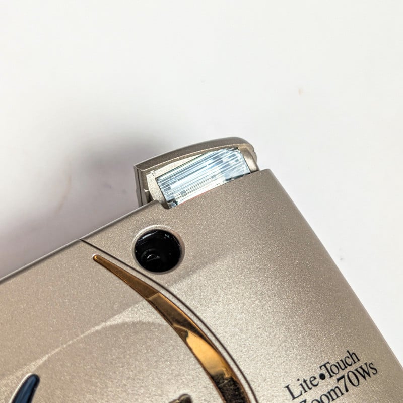 Nikon Lite Touch Zoom 70WS 28 - 70