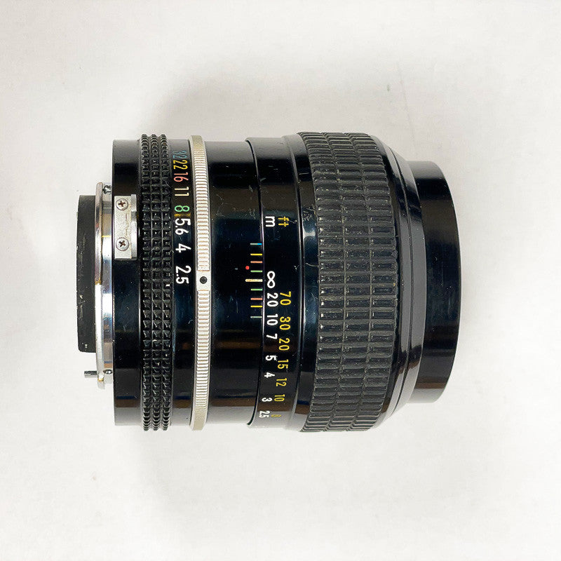 Nikon Nikkor 105mm 2.5 Non-Ai