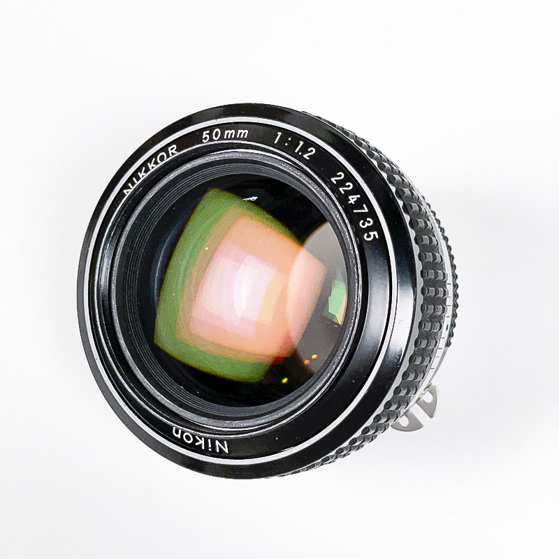 nikon nikkor 50mm 1.2 f objectif lens pellicule film argentique photo photographie ancien vintage 24x36 35mm 135