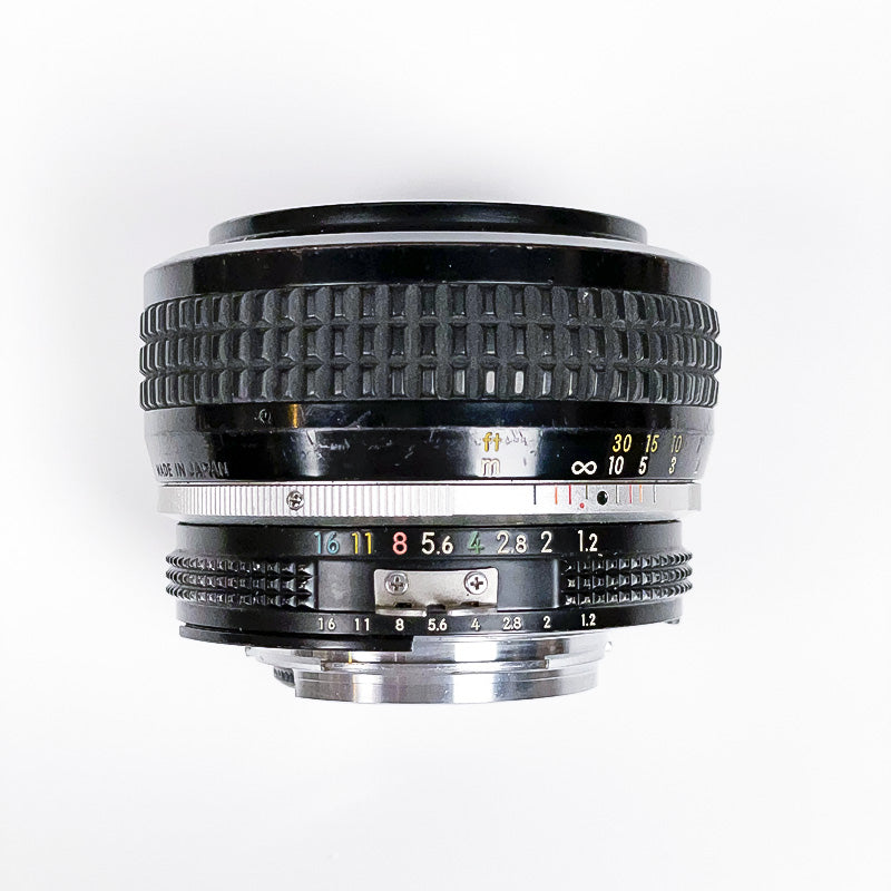 nikon nikkor 50mm 1.2 f objectif lens pellicule film argentique photo photographie ancien vintage 24x36 35mm 135