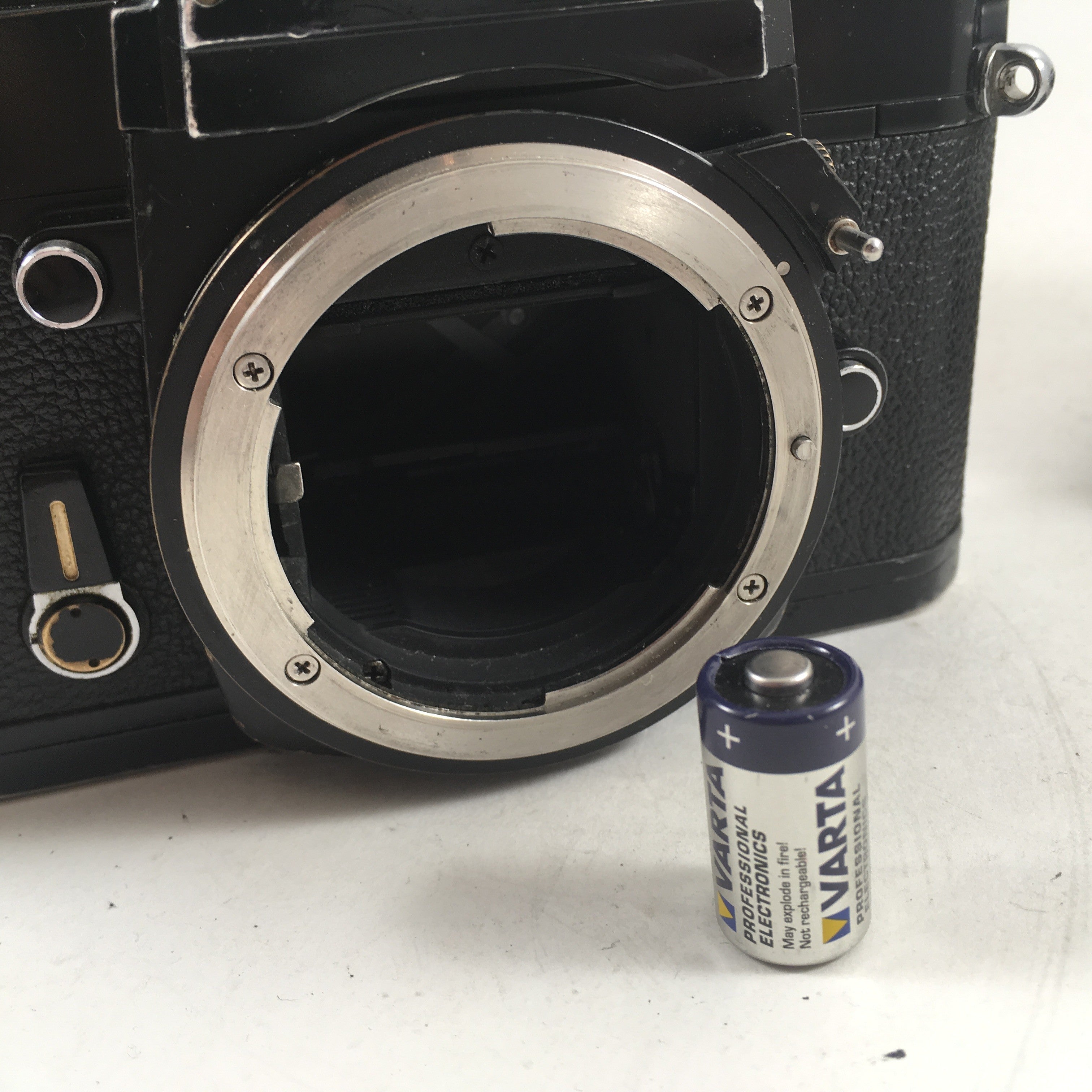 Nikon Nikkormat EL & Micro-Nikkor 55mm 1:3.5