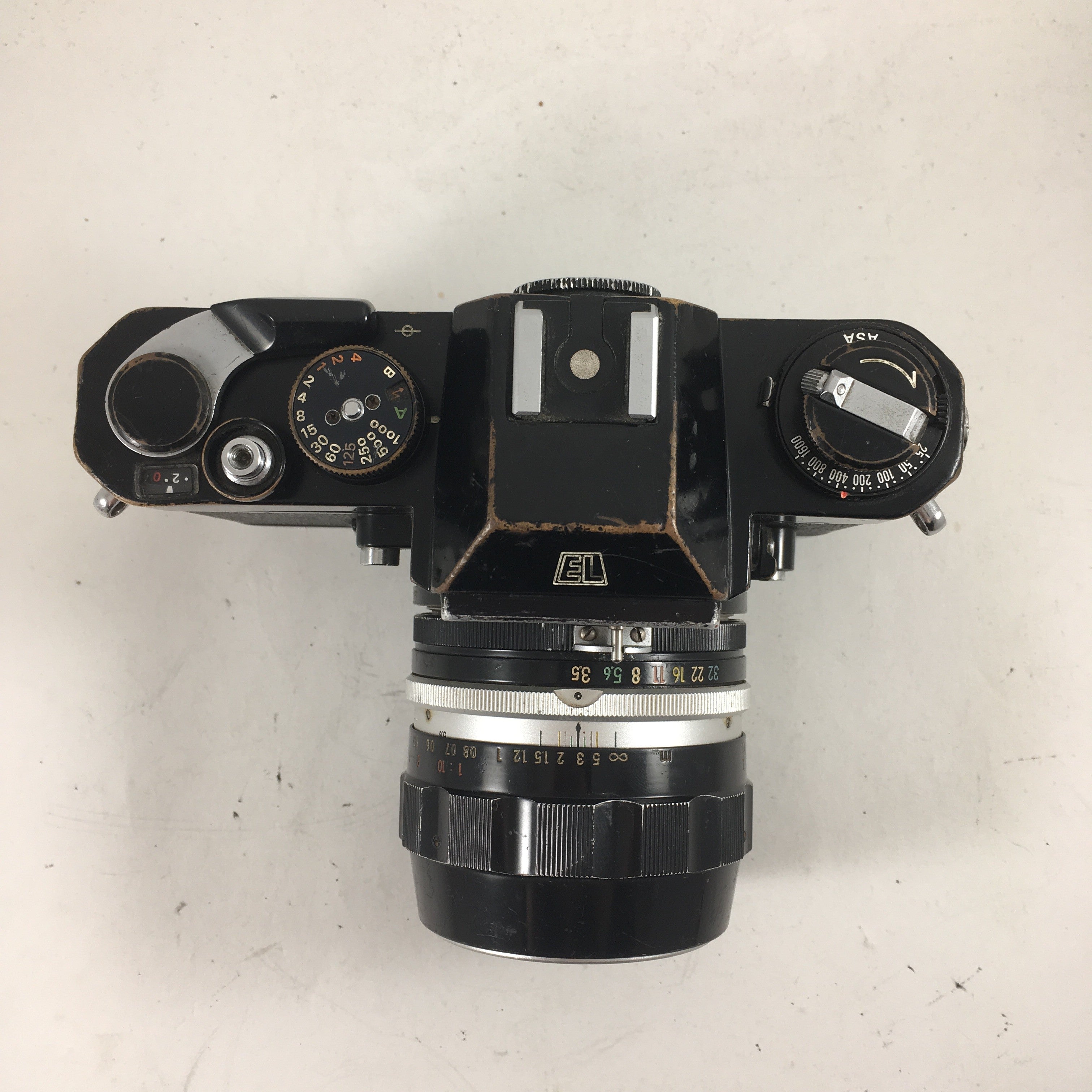 Nikon Nikkormat EL & Micro-Nikkor 55mm 1:3.5