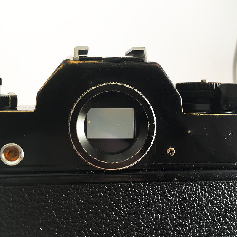 Nikon Nikkormat EL & Nikkor-H.C 50mm 2