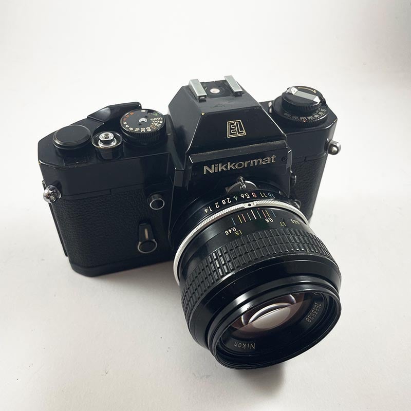 Nikon Nikkormat EL Black & 50mm 1.4