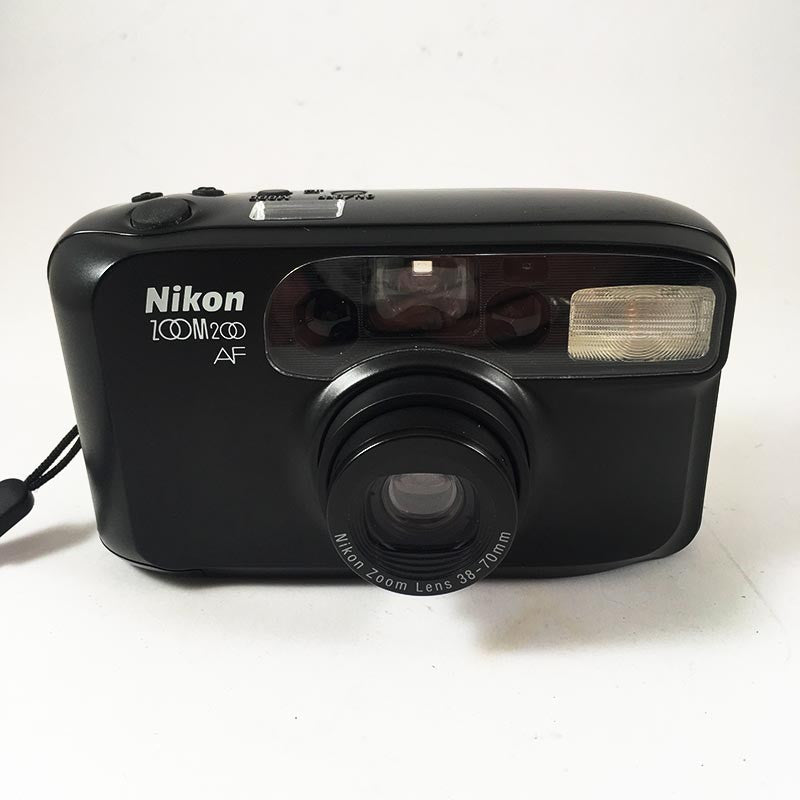 nikon AF 200 compact autofocus point and shoot sure shot appareil argentique 38-70mm 4.7 8 135 vintage ancien