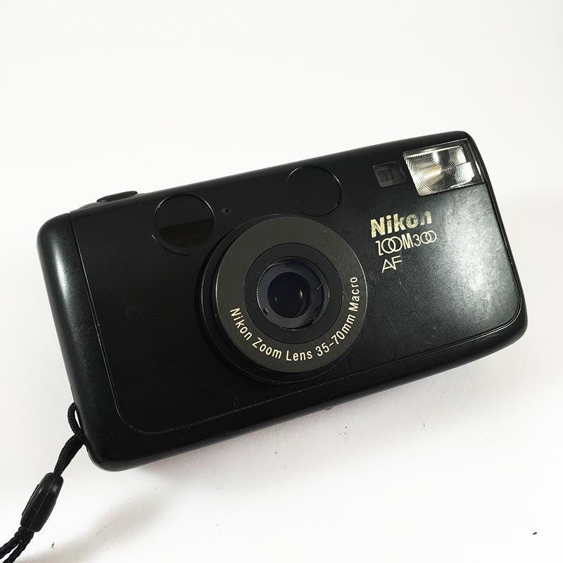 nikon AF 300 box boite compact autofocus point and shoot sure shot appareil argentique 35-70mm macro 135 vintage ancien