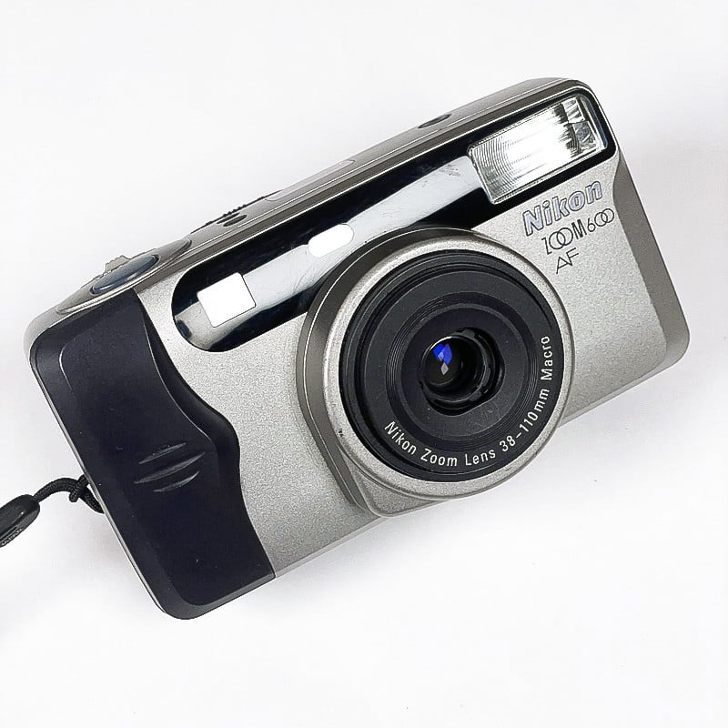 Nikon Zoom 600 AF 38 - 110mm