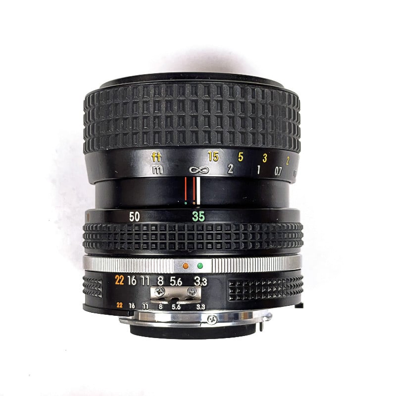Nikon Zoom-Nikkor 35-70mm 3.3-4.5