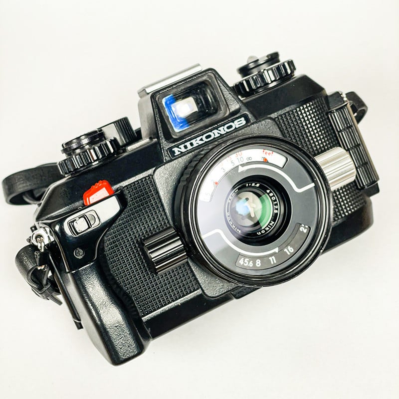 Nikonos IV-A & 35mm 2.5