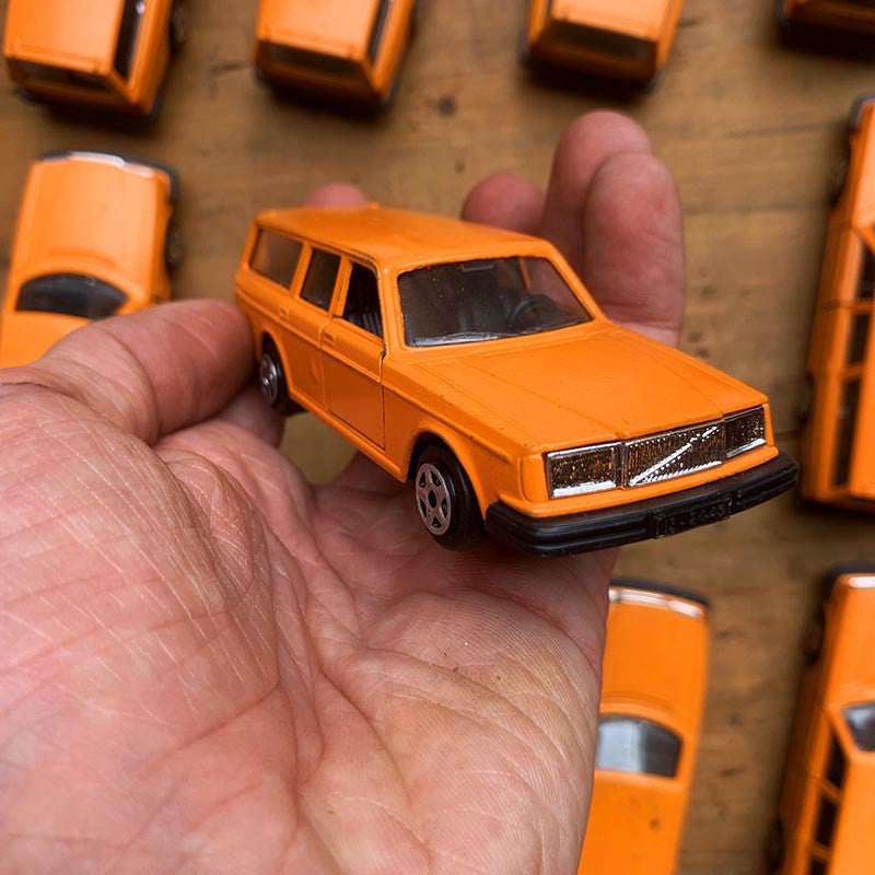 voiture miniature ancienne norev 1990 1999 volvo 264 break orange jet-car jetcar fabriqué au portugal