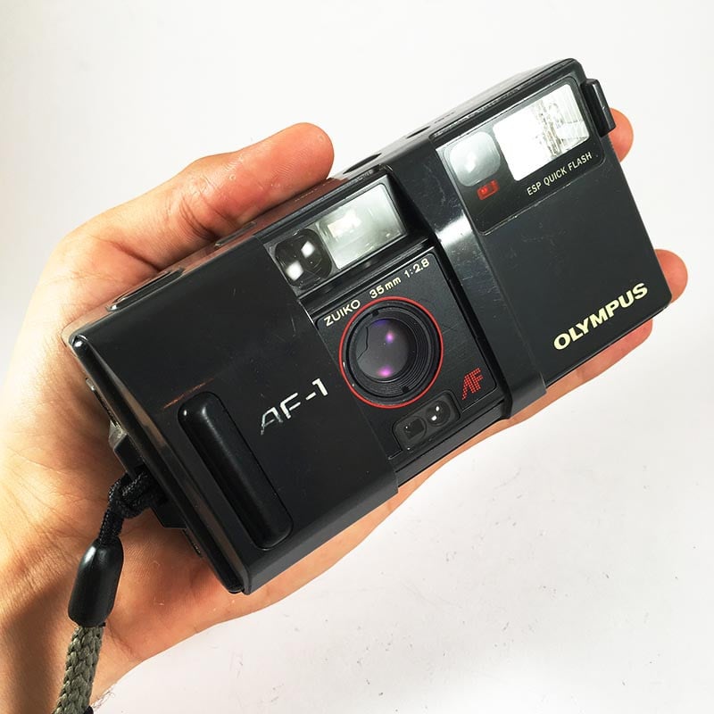 Olympus AF-1 35mm 2.8