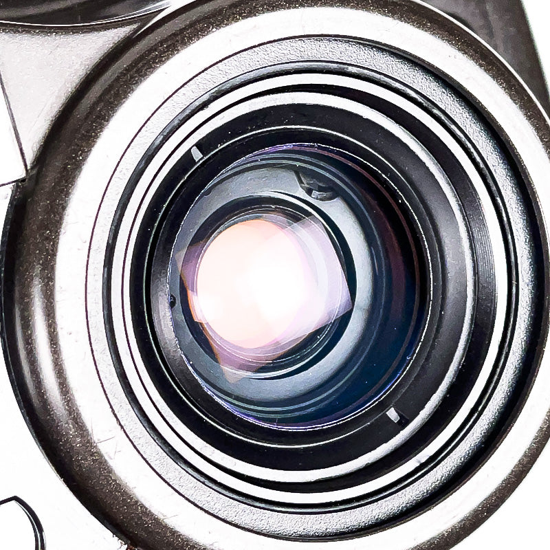 olympus zoom 330 superzoom compact point and shoot ancien vintage film pellicule argentique photo photographie 24x36 5mm