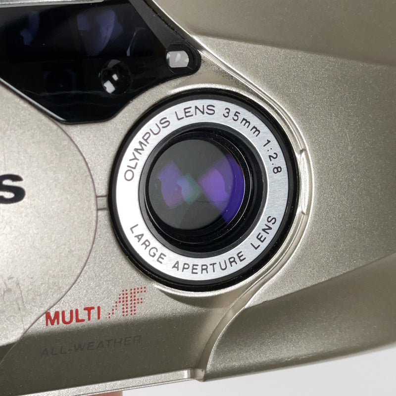 olympus mju II compact point and shoot 35mm 2.8 ancien vintage photo photographie film pellicule zuiko 24x36 135 35mm champagne