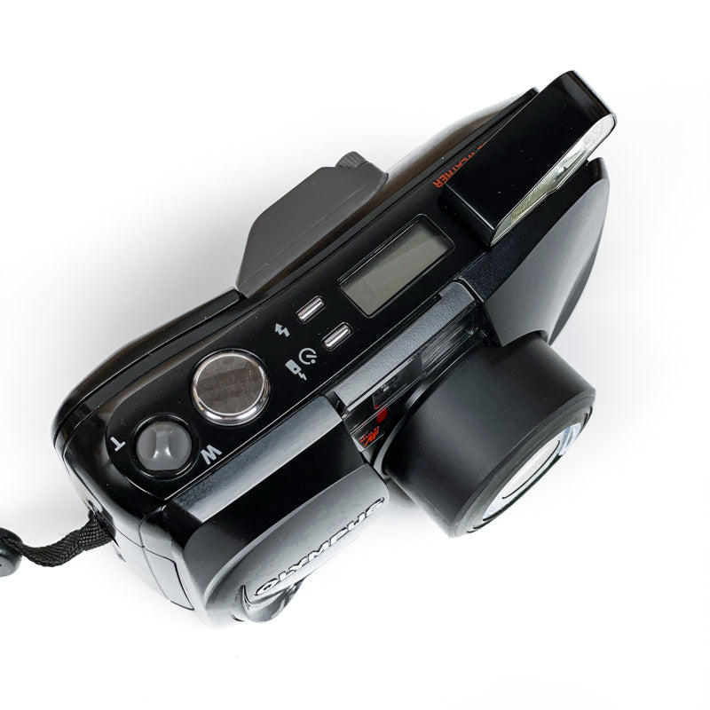 olympus mju zoom 130 130mm 38mm compact point and shot ancien vintage pellicule film argentique appareil photo photographie 24x36 35mm 135