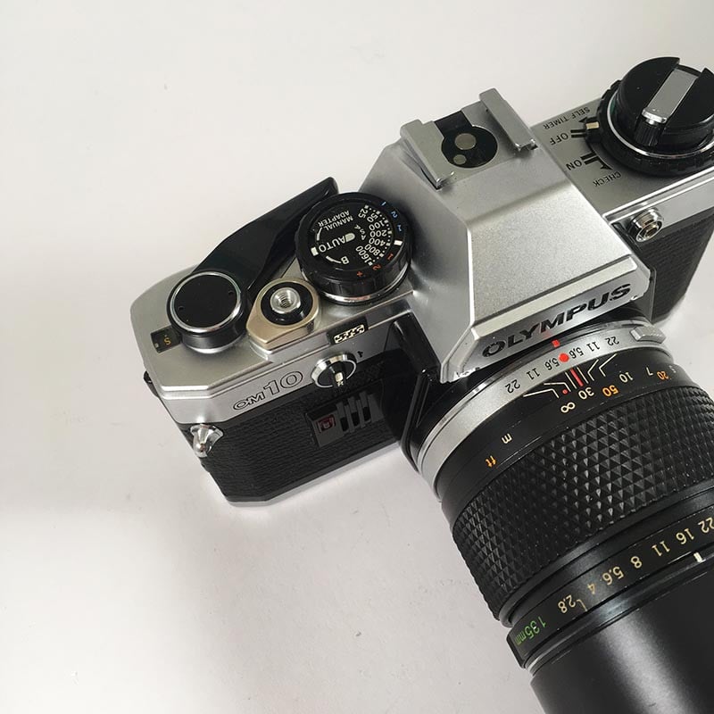 Olympus OM10 & Zuiko 135mm 2.8