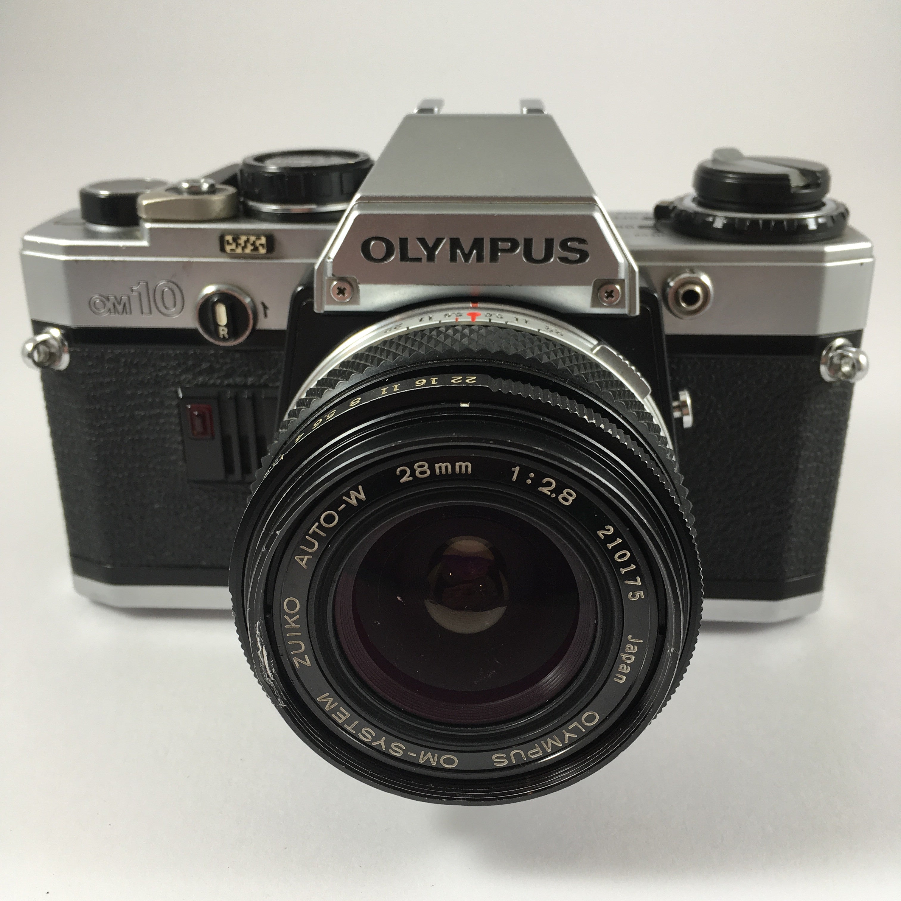 Olympus OM10 & Zuiko 28mm 2.8