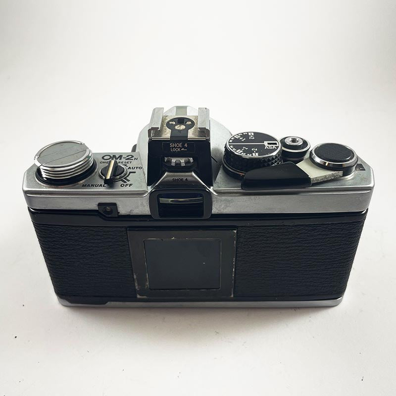 Olympus OM2N & 28mm 2.8