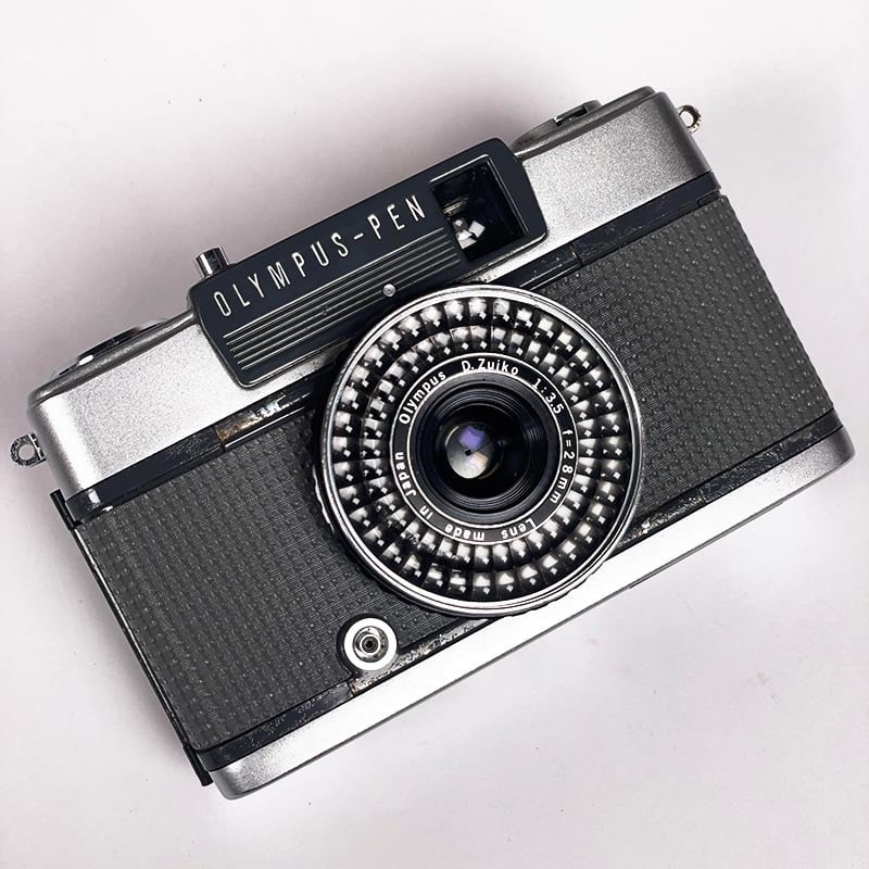 Olympus Pen EE-2 & D.Zuiko 28mm 3.5