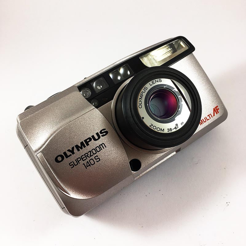 olympus af superzoom 140s zoom point and shoot ancien vintage 38-140mm  argentique 1999 compact camera