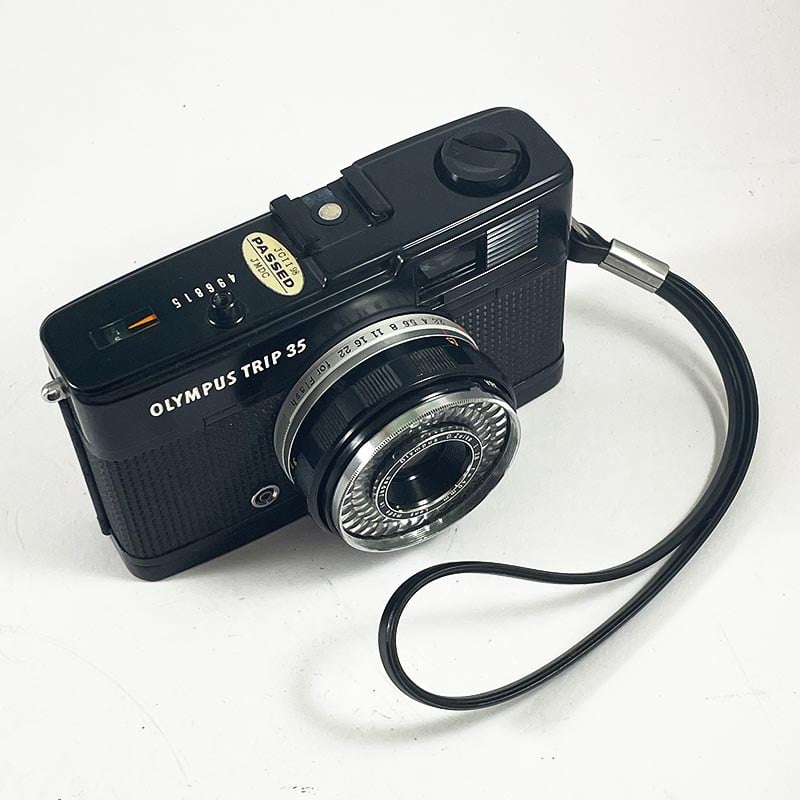 Olympus Trip 35 Black & D.Zuiko 40mm 2.8