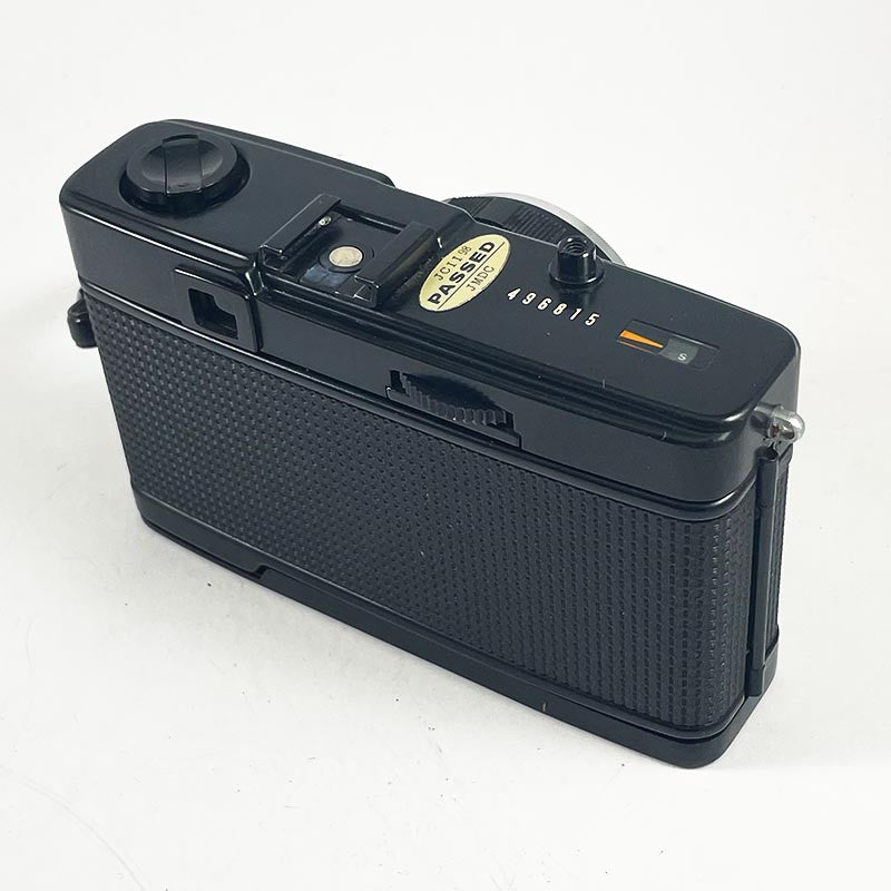 Olympus Trip 35 Black & D.Zuiko 40mm 2.8