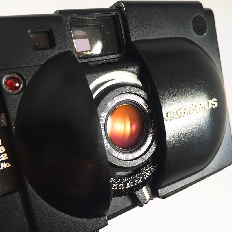 Olympus XA Flash & F.Zuiko 35mm 2.8