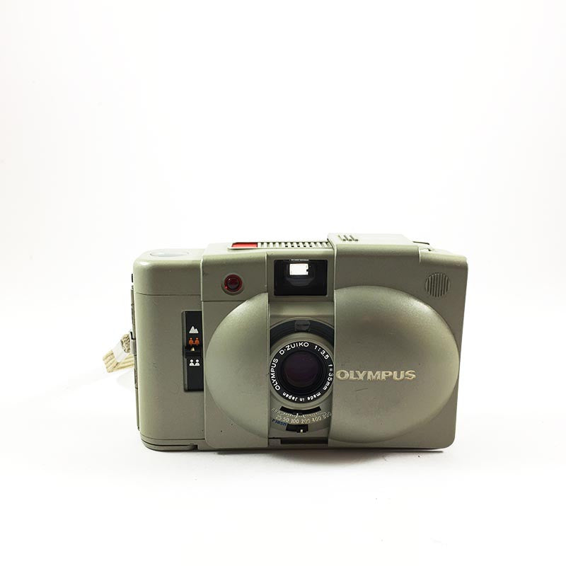 Olympus XA2 Argent A11 & D.Zuiko 35mm 3.5
