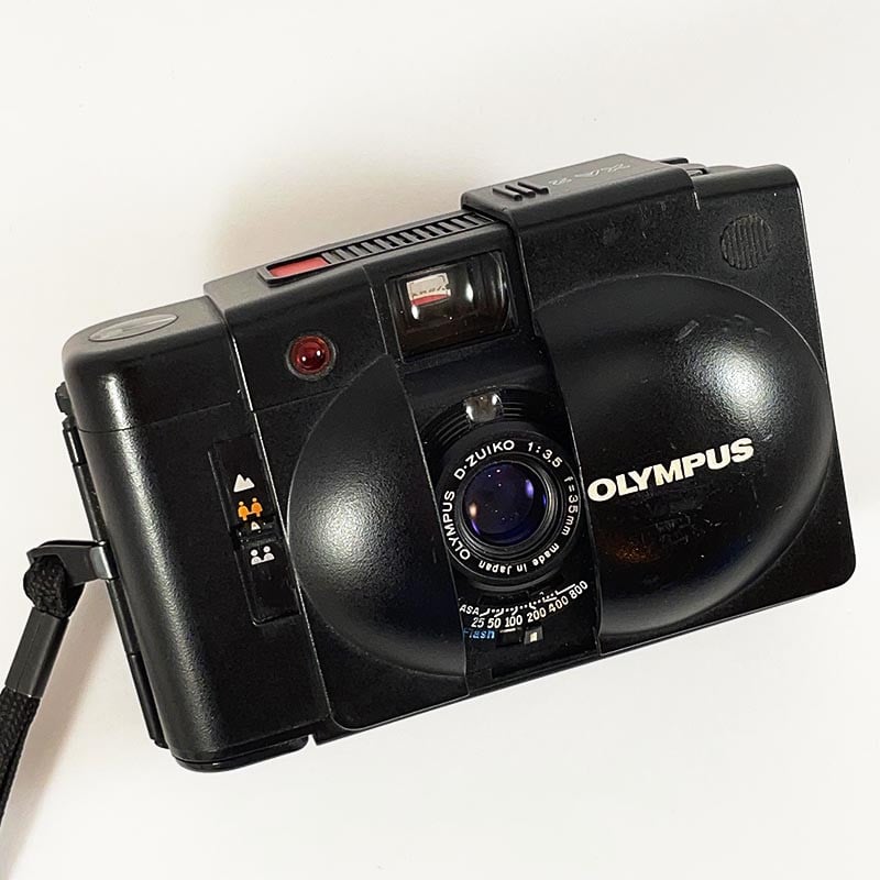 Olympus XA2 & D.Zuiko 35mm 3.5