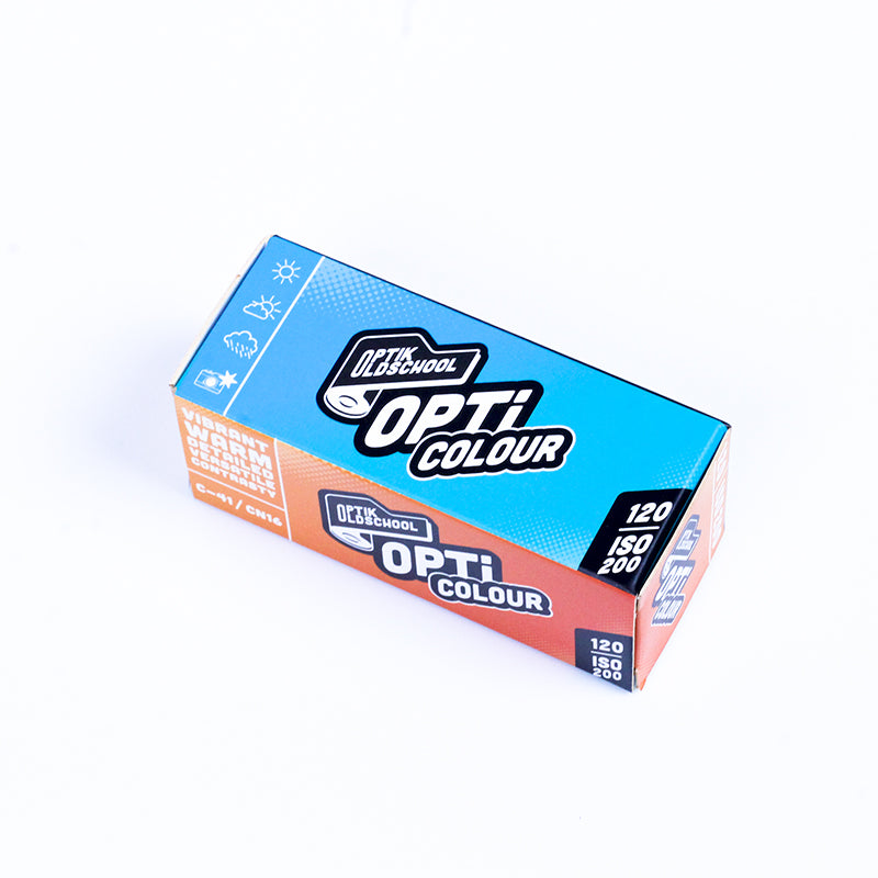 opticolour opti colour optik oldschool 200 200iso film pellicule argentique photo photographie couleur c-41 saturation négatif 120 moyen format