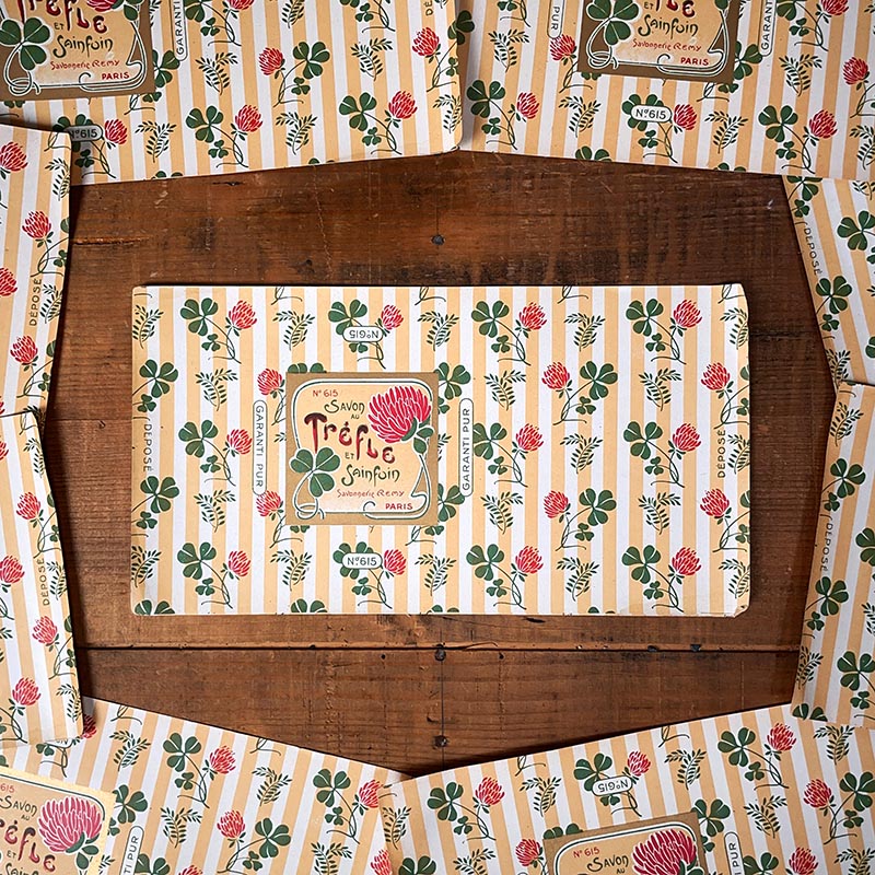 ancien vintage feuille Papier d'emballage Savon au Trèfle et Sainfoin de la Savonnerie Remy Paris 1930 1940