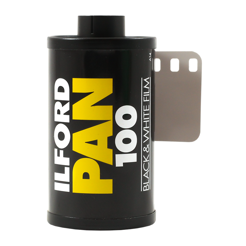 ilford pan 100 iso asa panchromatique noir et blanc film argentique photographie vintage négatif 35mm 135