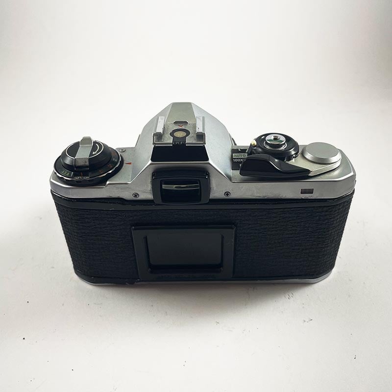 Pentax ME & 40mm 2.8