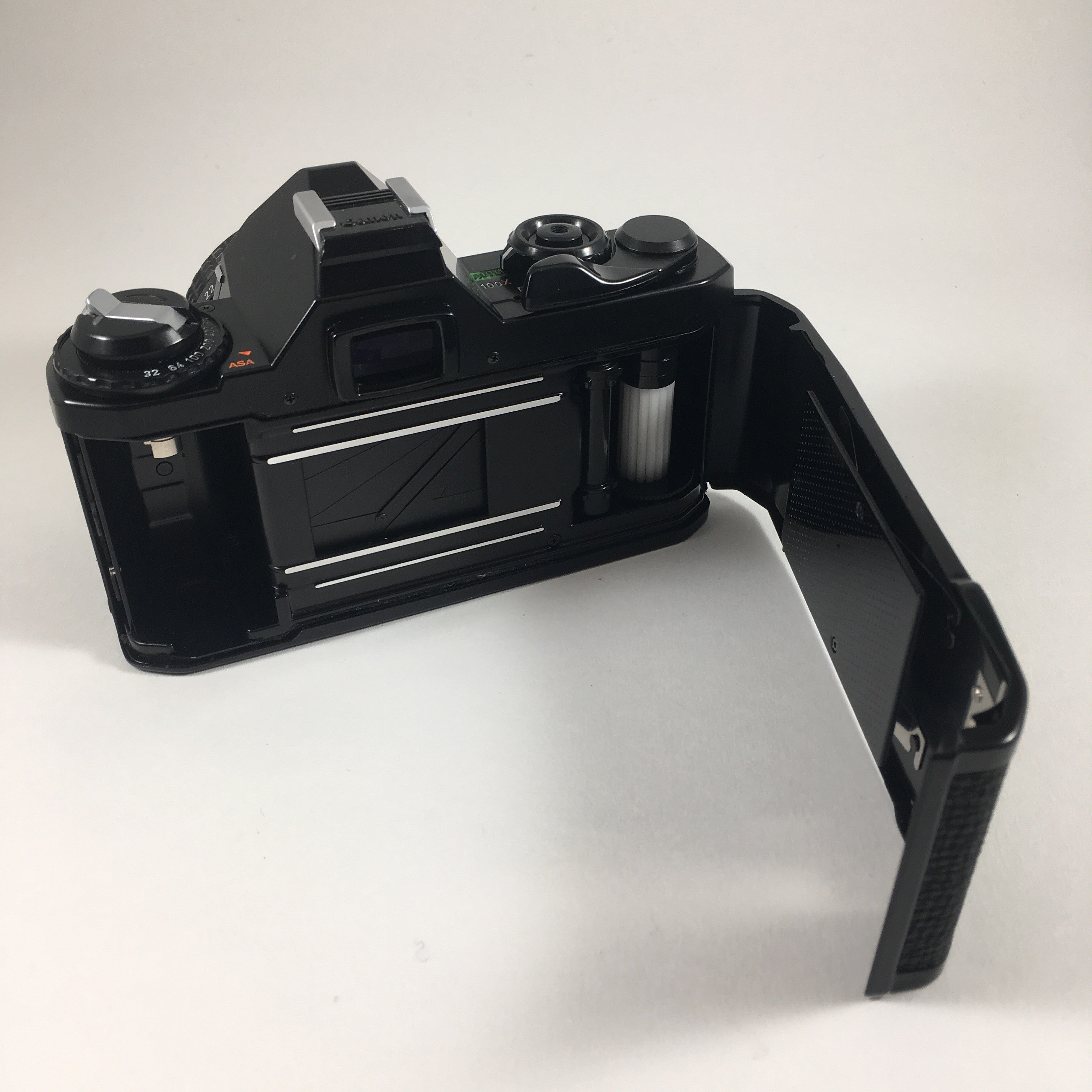 Pentax MV Noir & 50mm 1:2