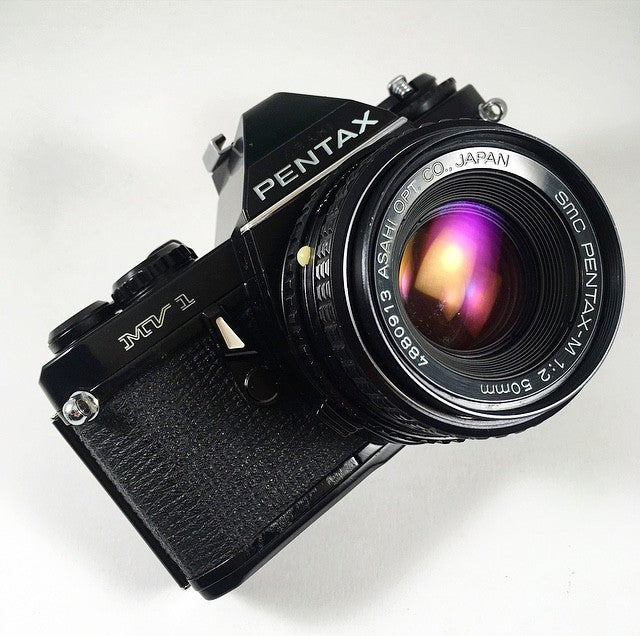 Pentax MV1 Noir & 50mm 1:2