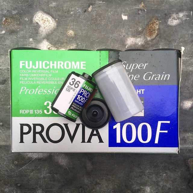 provia 100f 35mm fuji fujifilm 36 poses fujichrome diapo couleur diapositives 100 périmée 2007