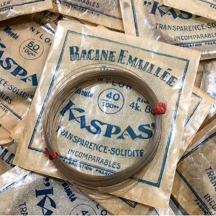 sachet fil pêche poisson ancien vintage magasin kaspas racine émaillée