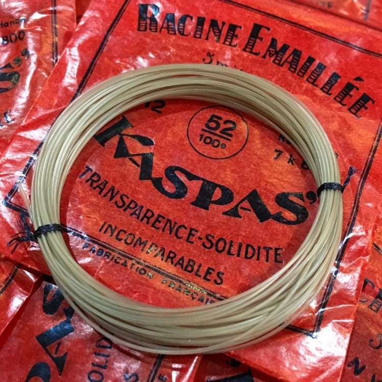 sachet rouge fil pêche poisson ancien vintage magasin kaspas racine émaillée