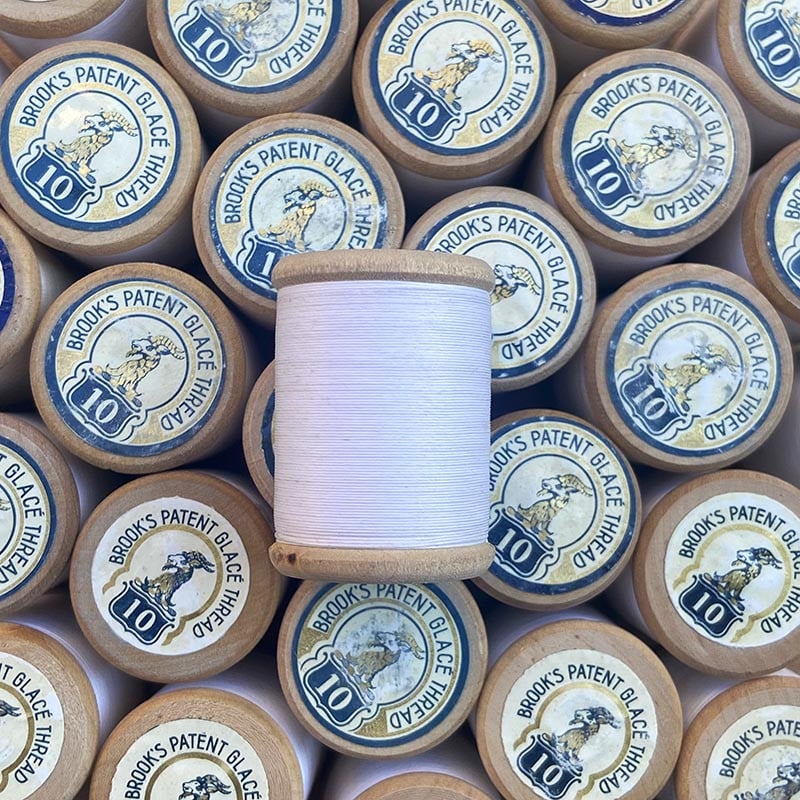 petite bobine jason brooks bros brothers ancienne mercerie atelier 1950 1960 couture coton fil cable blanc glacé