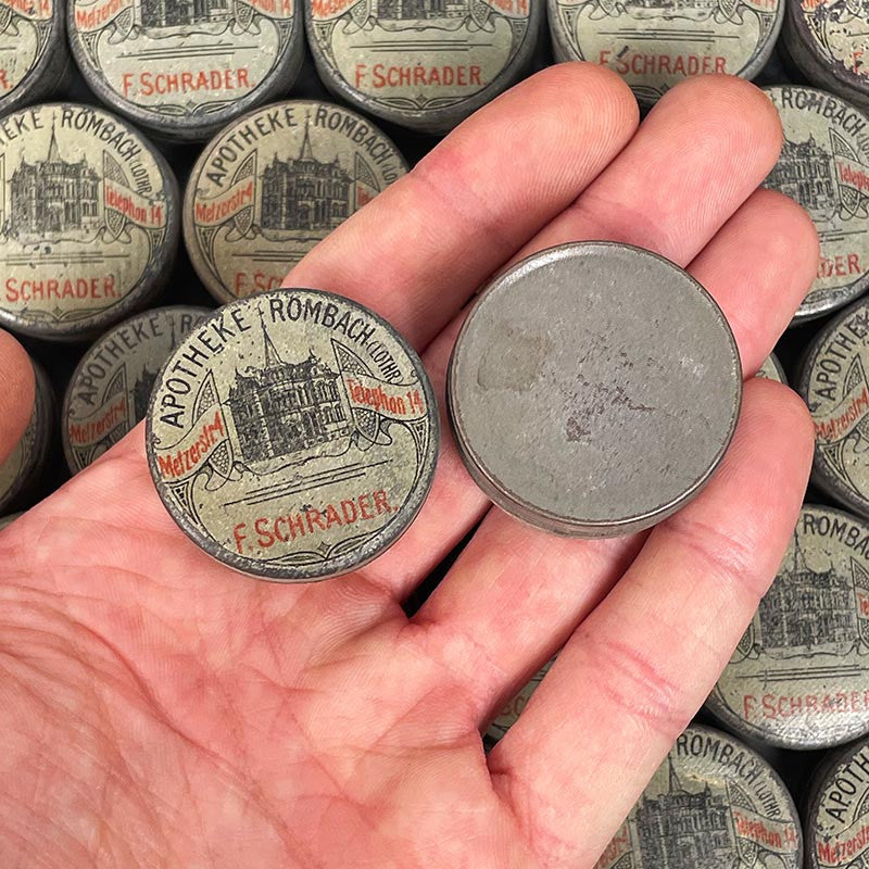 petite boite ronde métallique métal f schrader ancienne petite pharmacie 1930