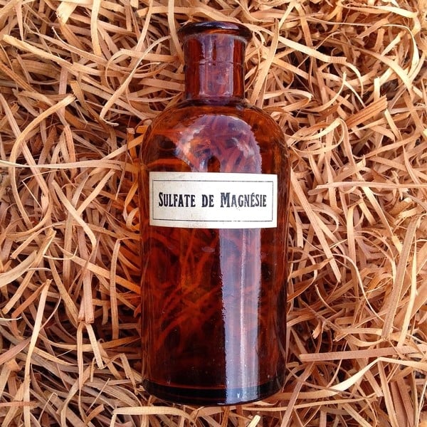 petite bouteille orange sulfate de magnésie pharmacie ancienne vintage 1930 1940 flacon