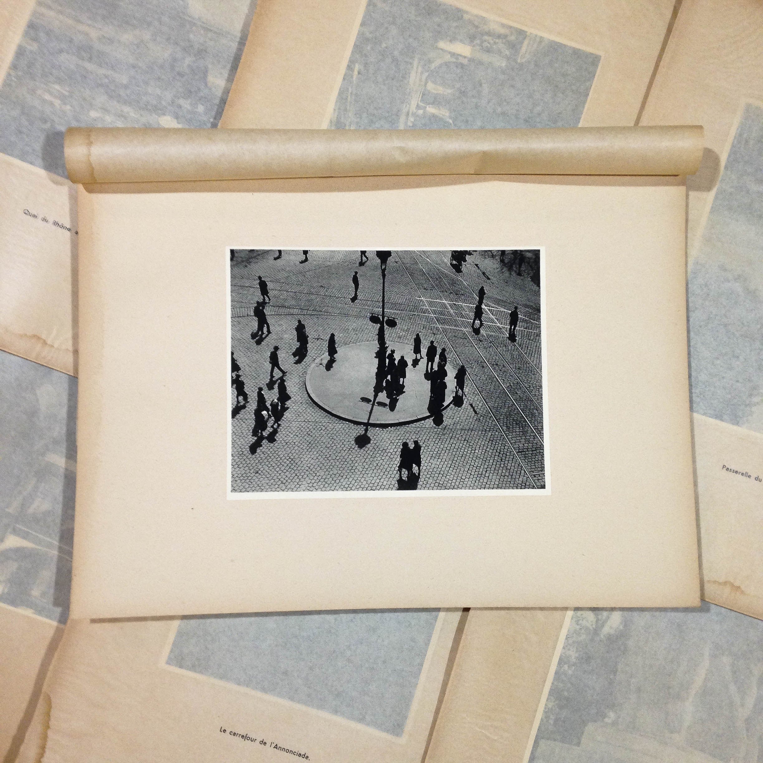 Photo Place Le Viste Blanc & Demilly 1930
