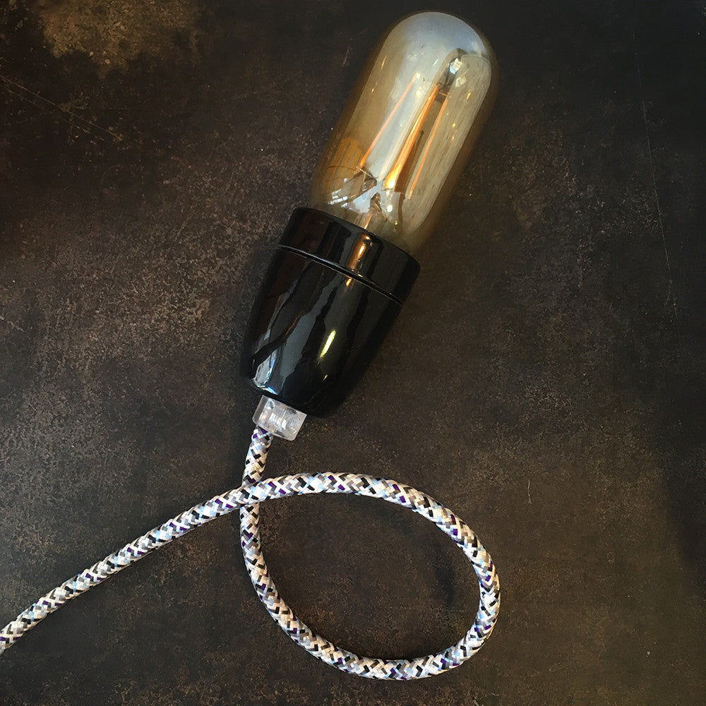 cable electrique couleur fil textile vintage tissu pixel blanc et bleu rond coloré luminaire lampe