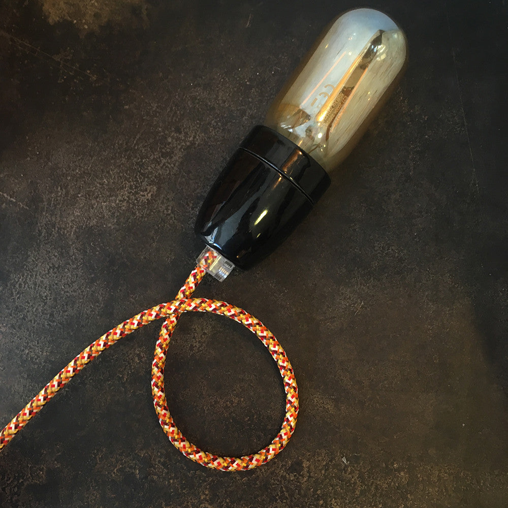 cable electrique couleur fil textile vintage tissu pixel orange rond coloré luminaire lampe