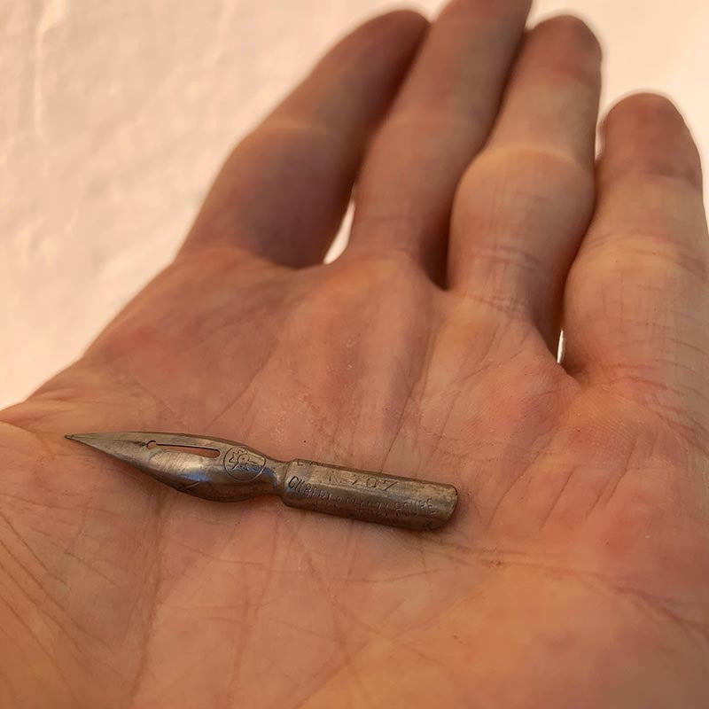 porte plume ancien vintage école écolier rouge plumes écriture main encre gilbert et blanzy poure l'ambassadrice 1960 1970