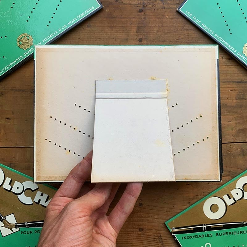 présentoir carton publicitaire stylos porte plumes ancien vintage 1930 1940 Old Chap oldchap papeterie