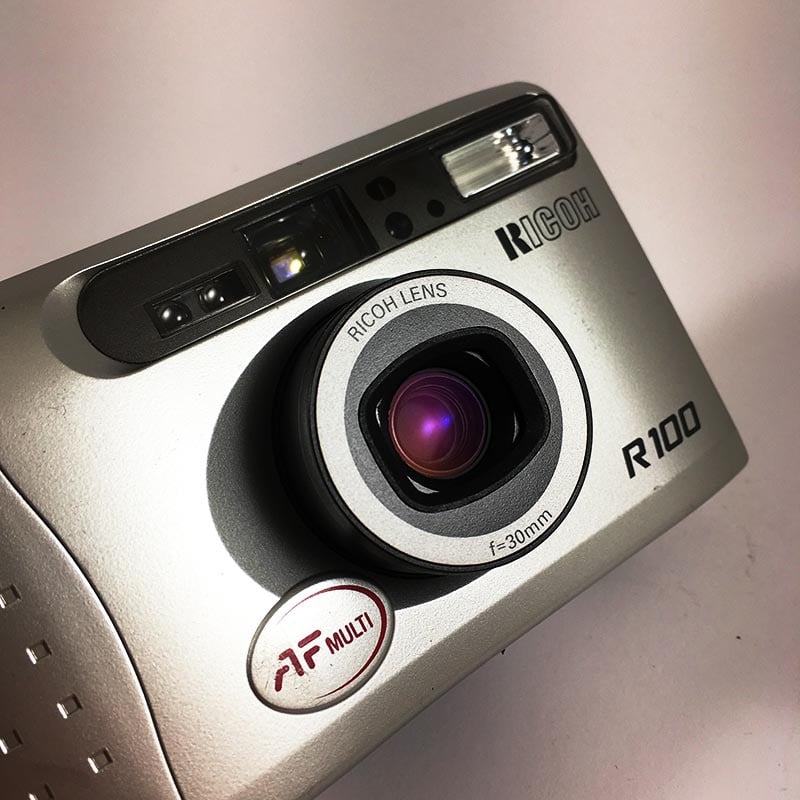 Ricoh R100 & 30mm 4.5